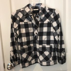 Black/cream plaid flannel top